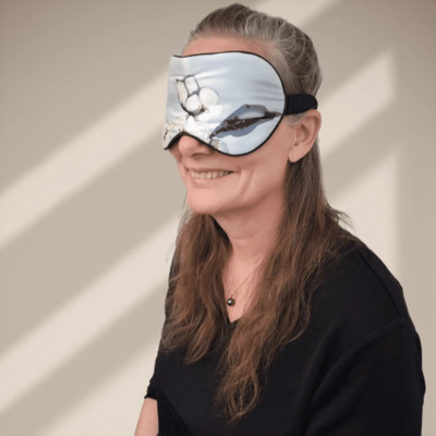 Silk Sleep Mask -100% Silk Fabric -100% Silk Filling. Color Marine