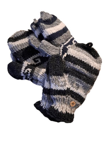 Håndstrikkede uldluffer 100% uld og meget varme.