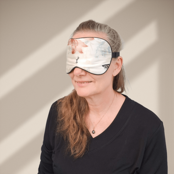 Silke øjenmaske - 100% silke stof, 100% Silkefyld! Blomstret i gyldne farver