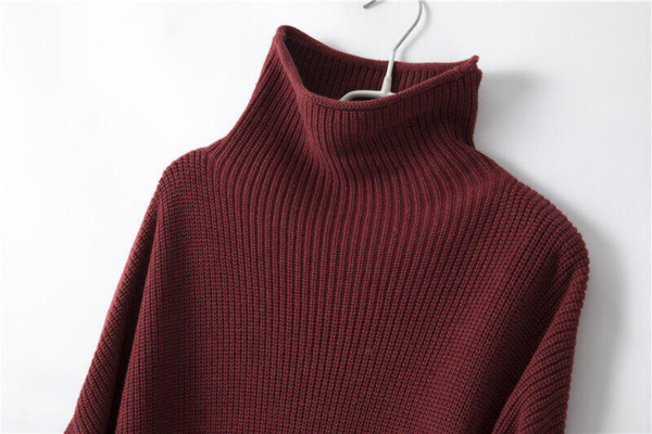 Silke Cashmere Strikkjole med rullekrave onesize vinroed