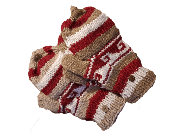 Håndstrikkede uldluffer 100% uld og meget varme.