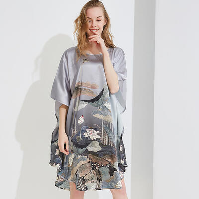 SilkeNatkjole BatWing Lotus